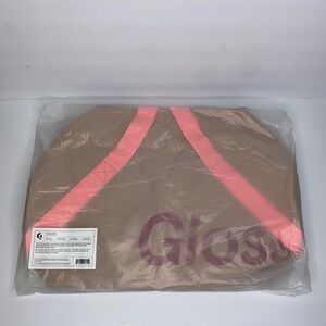 BRAND NEW Glossier Duffel Bag Sealed (Medium Brown Pink Desert Rose) Zip Canvas